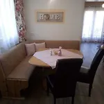 Bauer Apartman Trattenbach